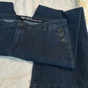 Size 16 / 33 inch inseam gap wide leg Jean trousers